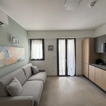 Aparthotel Palms 4*