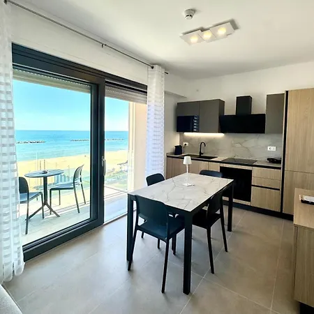 Aparthotel Palms Pesaro
