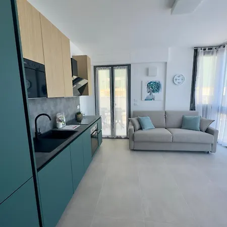 Aparthotel Palms 4*