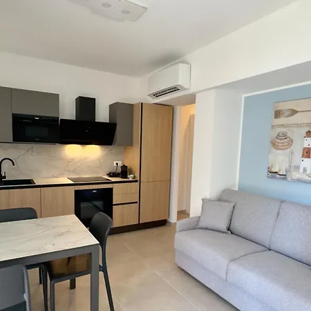 Palms Aparthotel 4*