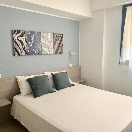 Palms Aparthotel