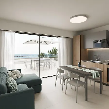 Palms Aparthotel 4*